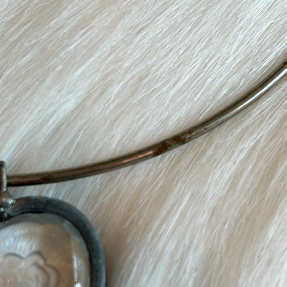 Vtg Beveled Lead Crystal Heart with Flowers Choker Necklace - Picture 12 of 12